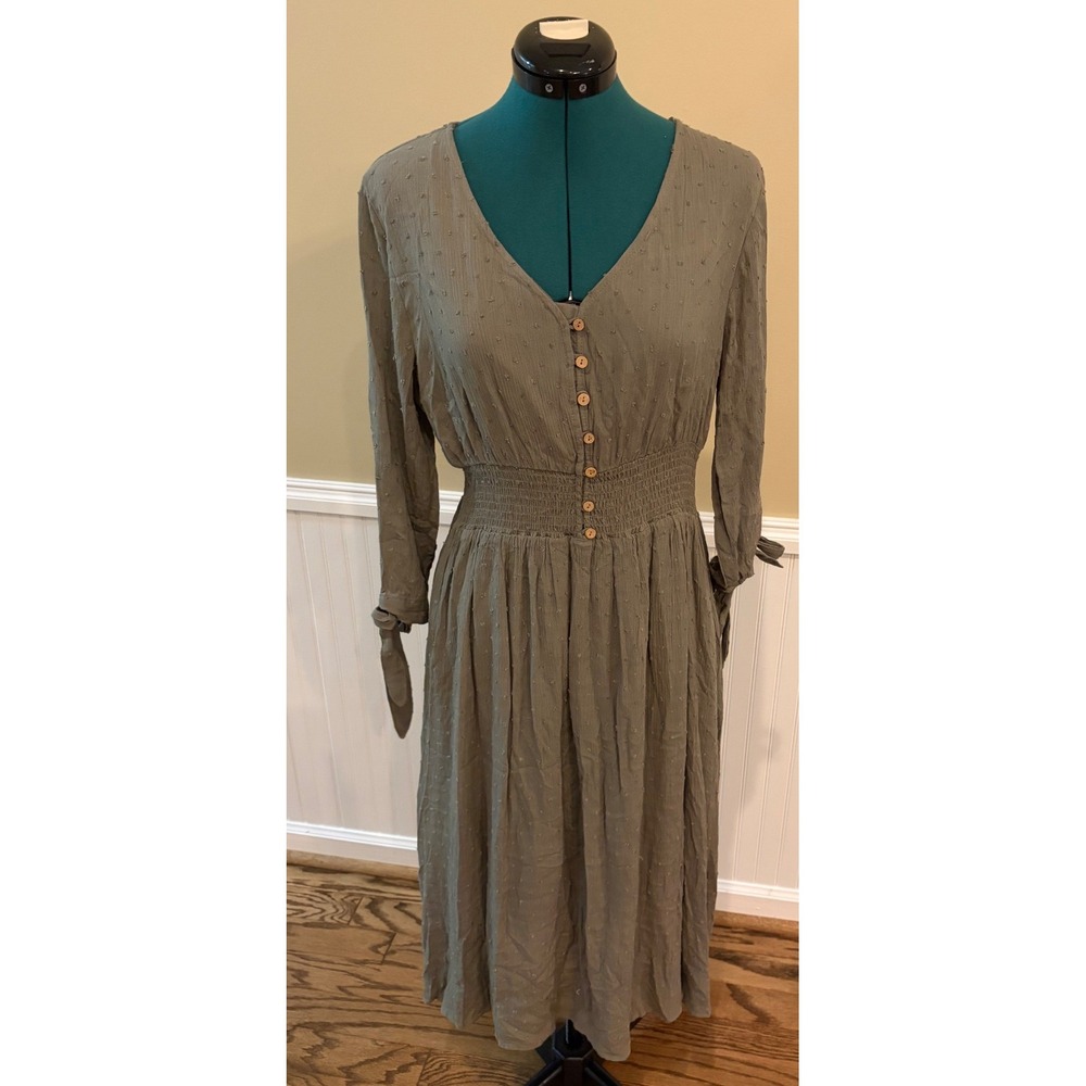 Reborn J XL Sage Green Swiss Dot Midi Dress Smocked Waist Button Front Boho NWOT